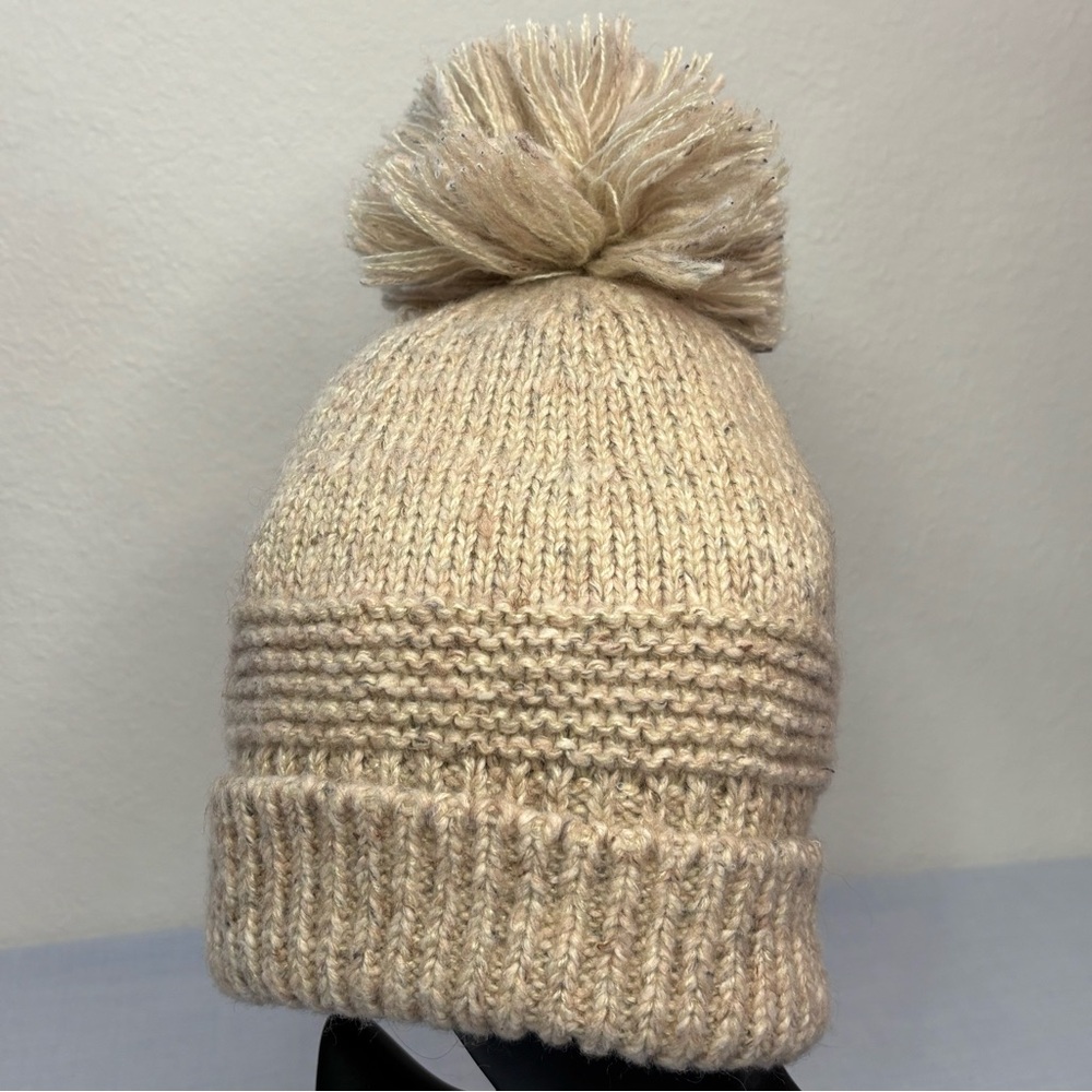Madison 88 Cozy Cream/Beige Ribbed Knit Fringe Pom-Pom Beanie